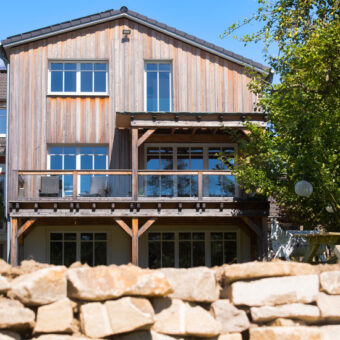 Hausanbau aus Holz