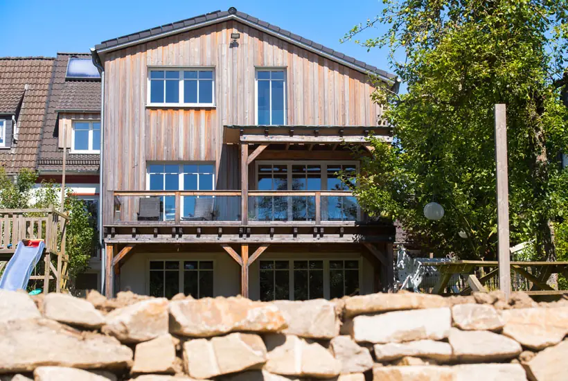 Hausanbau aus Holz